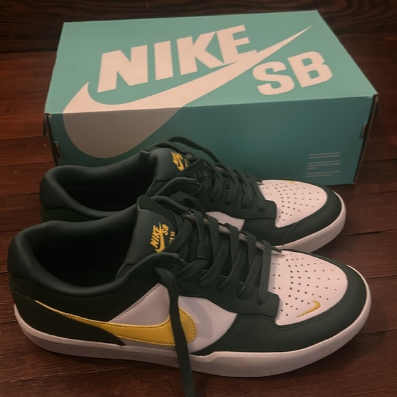 Nike SB Force 58 Premium Men\'s Size 11 Gorge Green and Tour Yellow-White main image 8